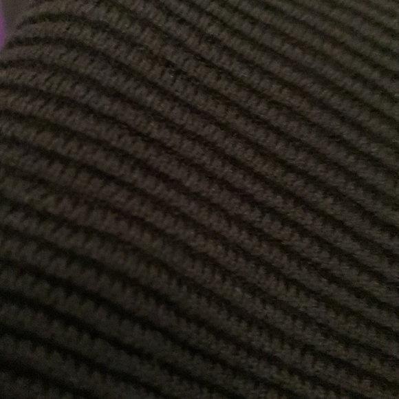 WIlfred black sweater size M, excellent used condition - Picture 3 of 7